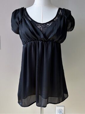 Vanity Black Satin Lace-Detailed Babydoll Top